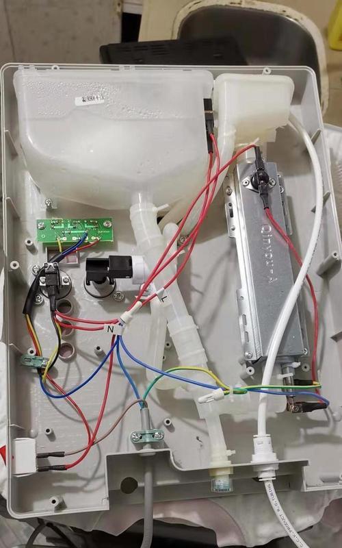 解决新饮水机不出水的问题（排除故障）  第3张